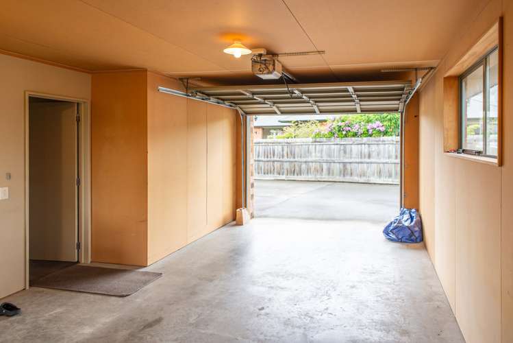 21 Duxford Crescent Fairfield_11