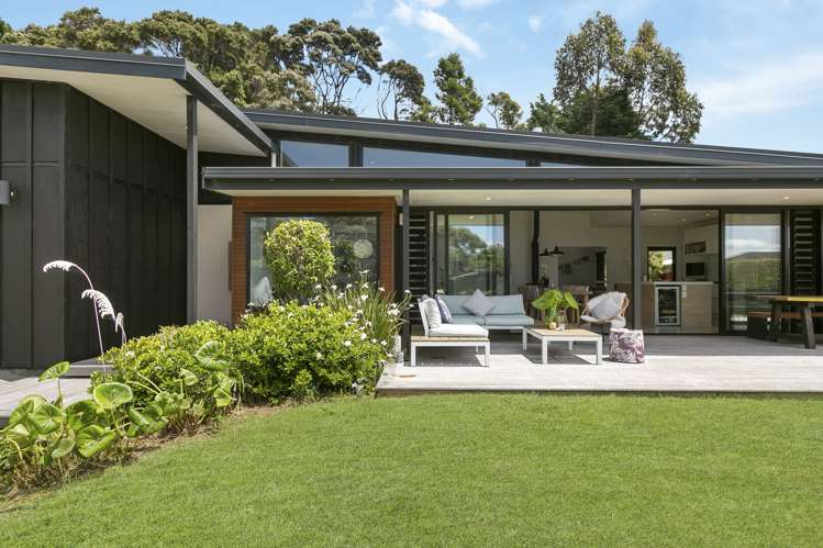 14 Eastvale Close Greenhithe_19