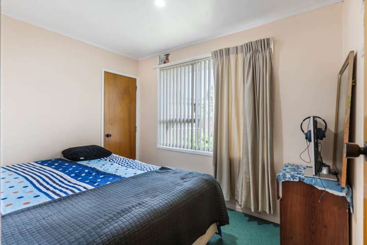 6 Iris Place Clendon Park_13