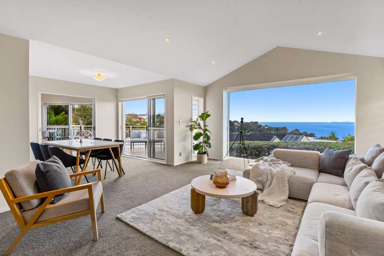 88 Churchill Road Murrays Bay_10