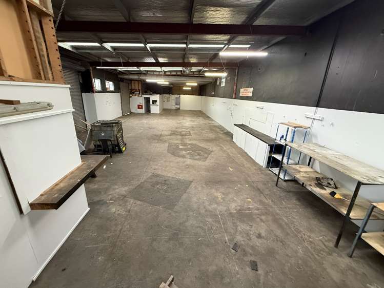 369 West Coast Road Glen Eden_14