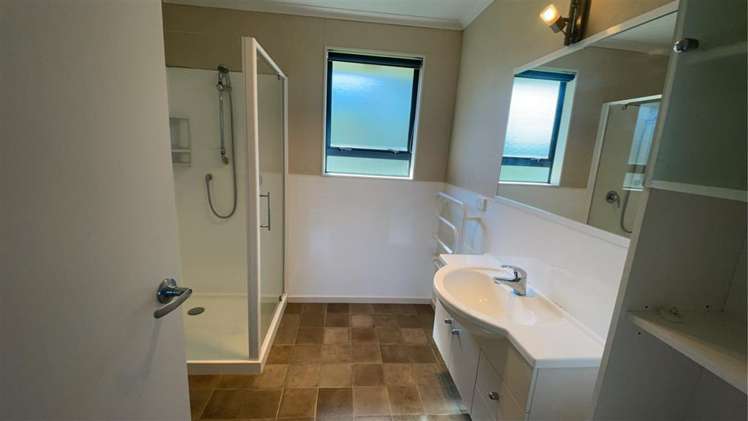 5 Moeatoa Lane Baylys Beach_7