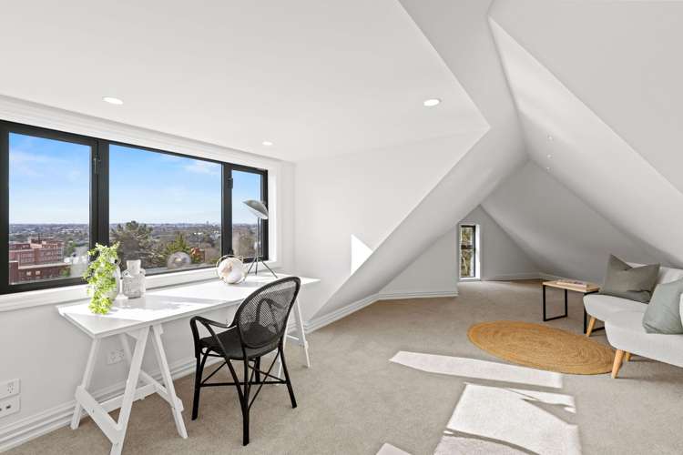 24 Nehru Place Cashmere_17