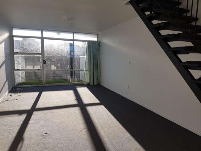 5/66 Golf Road 11229_1