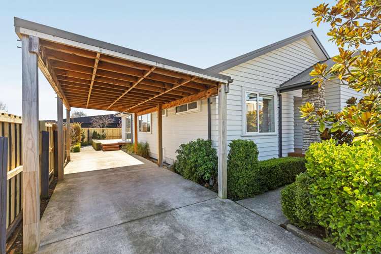139 Edgeware Road Saint Albans_18