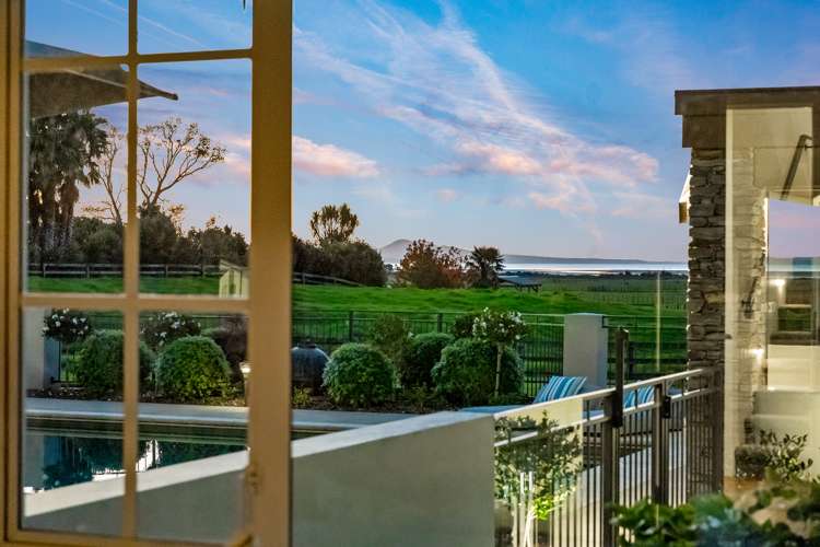 38 Porterfield Road Whitford_23