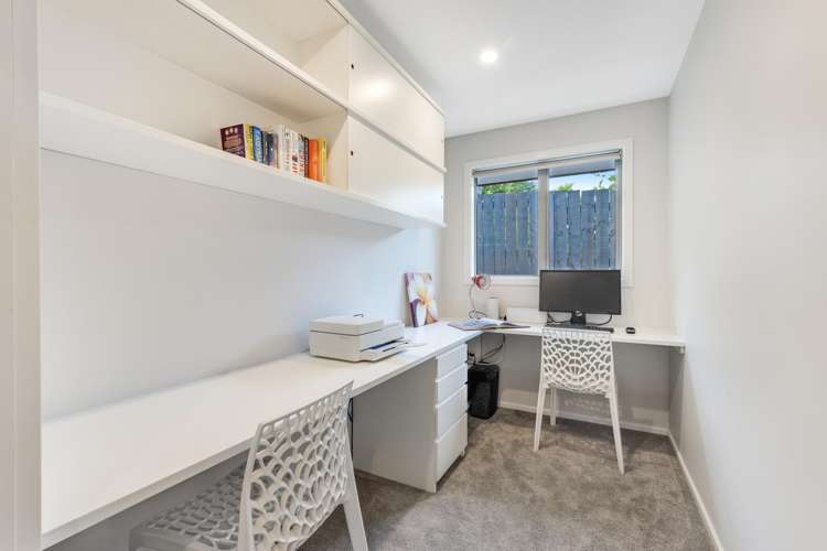 100 Beach Road Mellons Bay_24