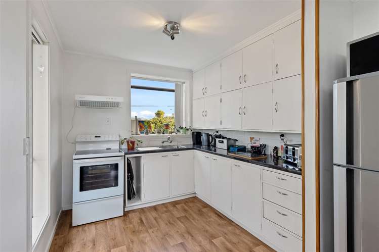 2/180 Buchanans Road Hei Hei_7