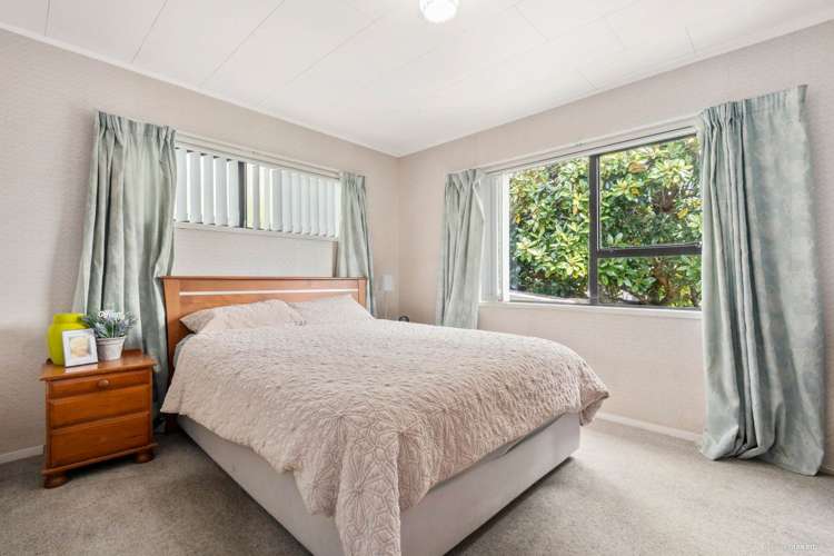 12 Kearney Place Massey_11