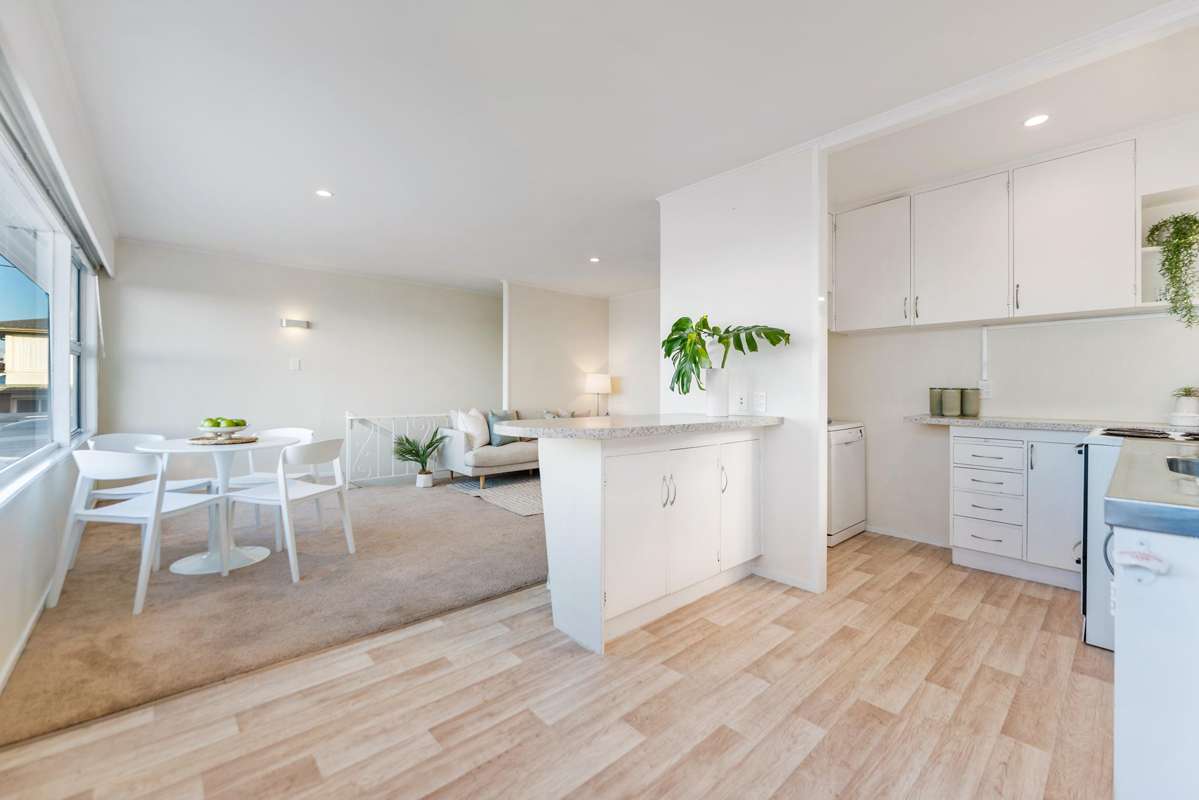 3/35 Kitchener Road_2