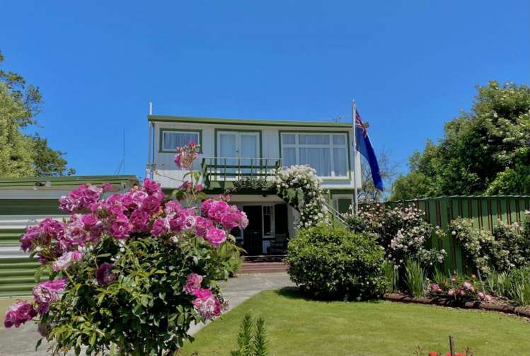 34 Pacific Drive Southbridge_1