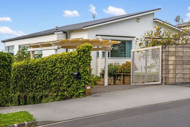 The Ultimate Entertainer in Prestigious Remuera