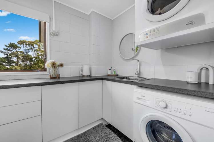 317 & 317A West Road Brookby_33