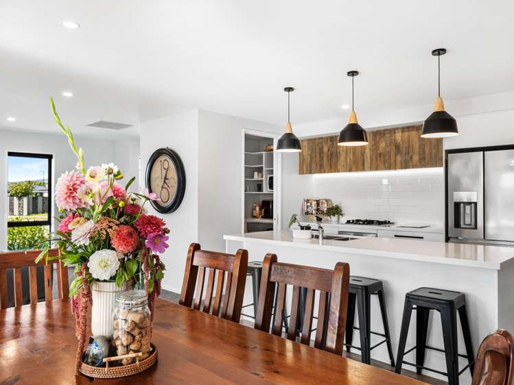 18 Whitehorn Drive Lincoln_1