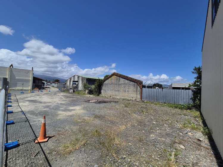 Area H, 9  Rimu Street Otaki_1