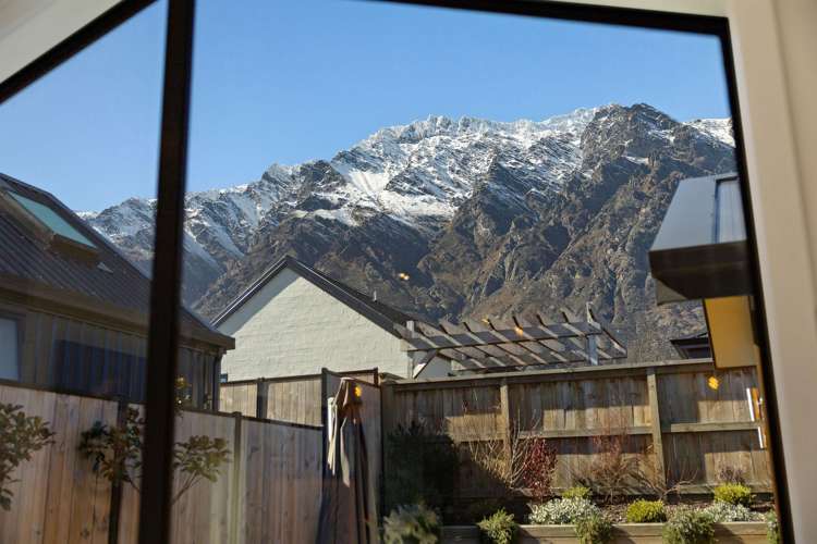 70 Spur Ridge Rise, Hanley's Farm Jacks Point_29