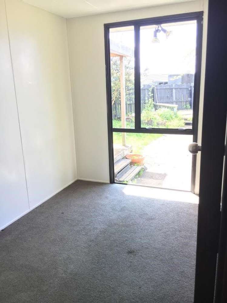 2/17 Barneys Farm Road Clendon Park_7