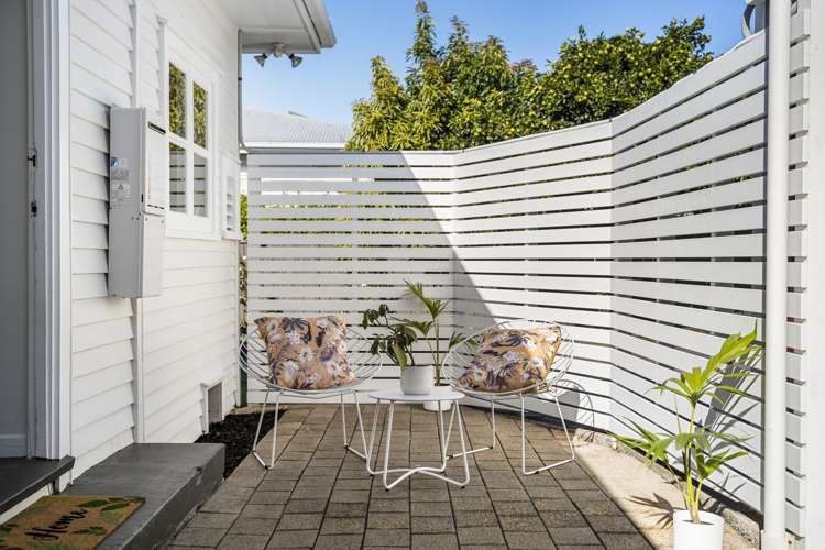 23 Ennismore Road Mount Albert_13