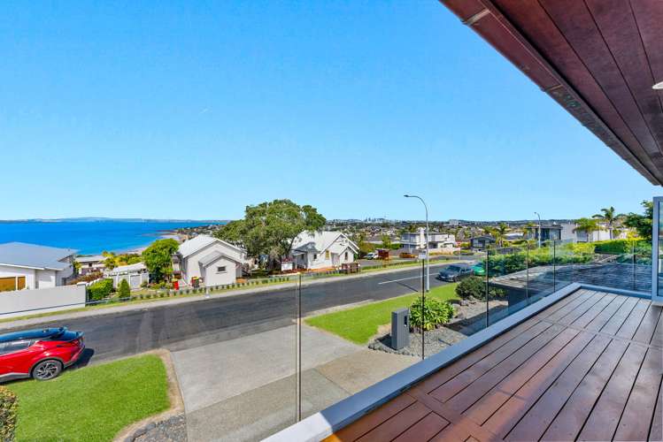 11 Katui Street Castor Bay_34