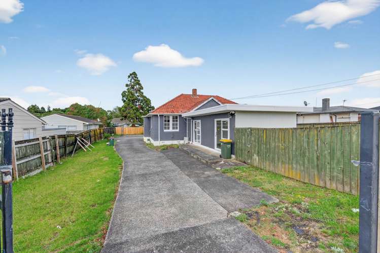 24 Henwood Road Mangere East_31
