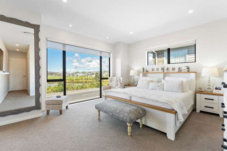 122 Arran Point Parade Orewa_11