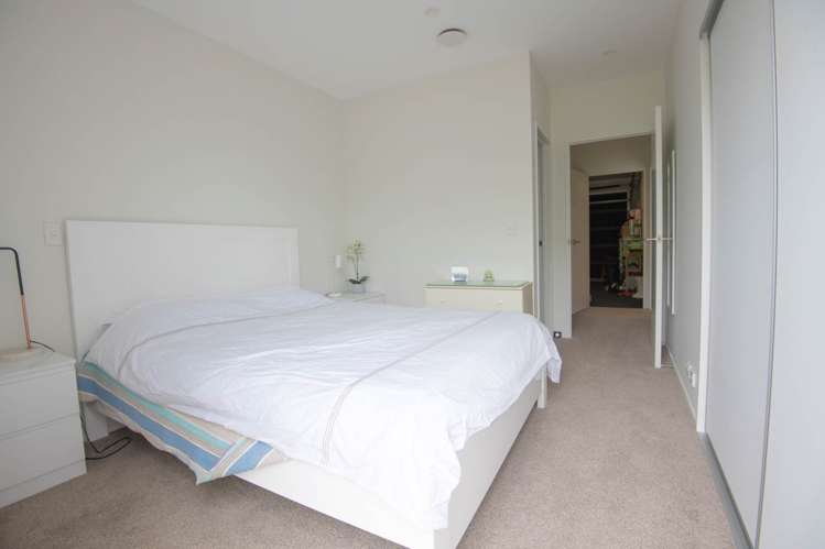 56 Whimbrel Road Flat Bush_16