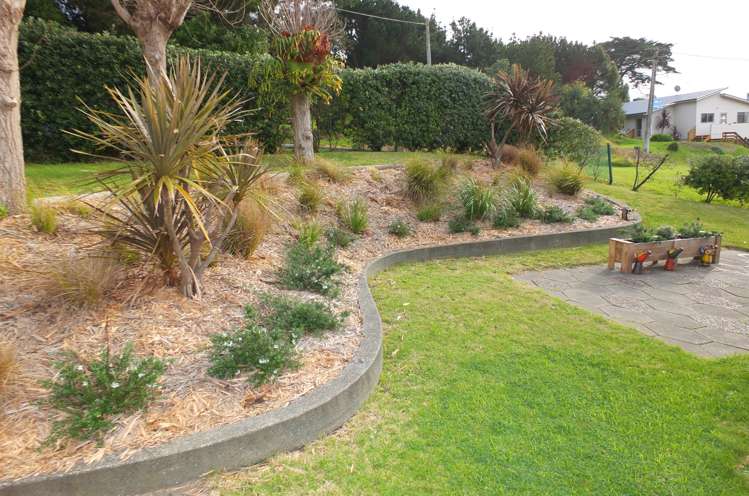 18 Chrystall Street Foxton Beach_25