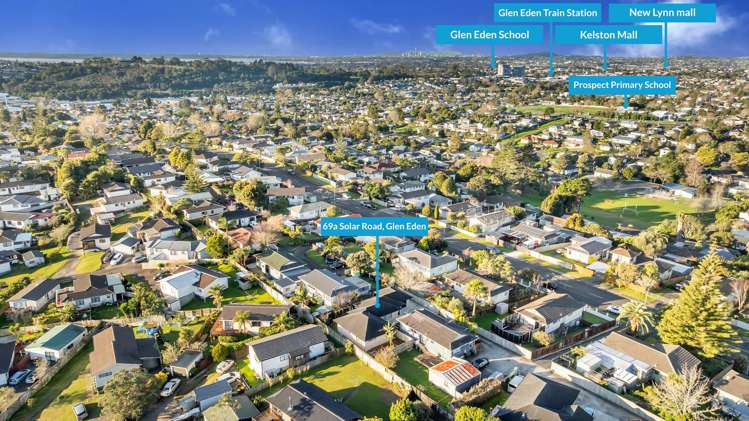 69a Solar Road Glen Eden_23