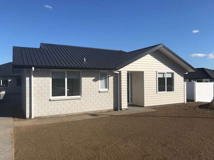 143a Seventh View Avenue Beachlands_10