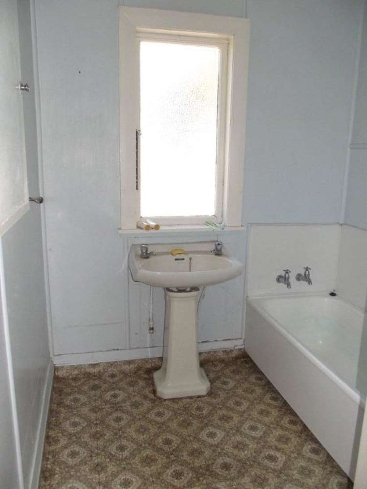 221 Western Lake Road Featherston_9