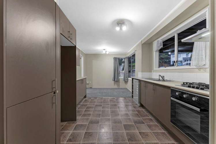 9 Glenbervie Crescent Massey_2