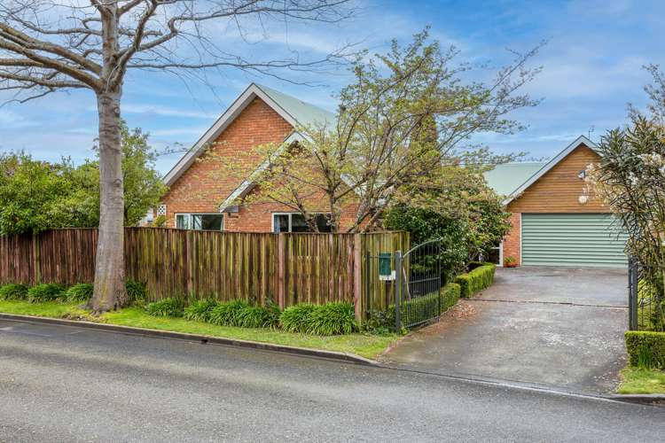 17 Littles Lane Woodend_15