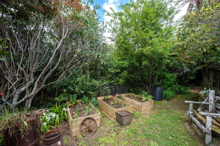 6 Westbourne Avenue Pomare_25