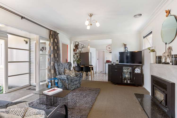 4 Tamariki Avenue Kelston_5