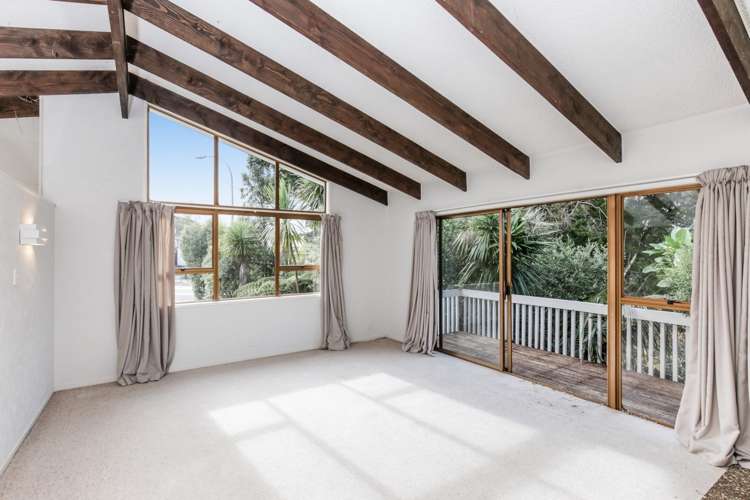 29 Puketitiro Street Glen Eden_6