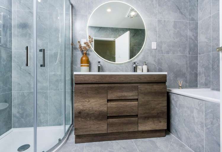 5 Papa Takaro Lane Flat Bush_13