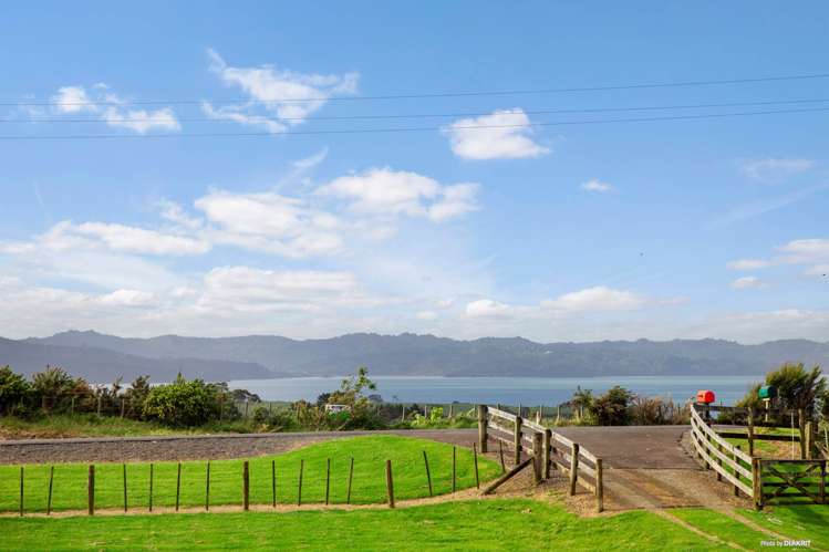 184 Grahams Beach Road Awhitu_6