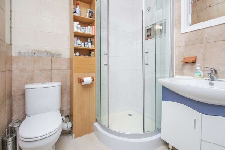 11/32 Blockhouse Bay Road Avondale_7