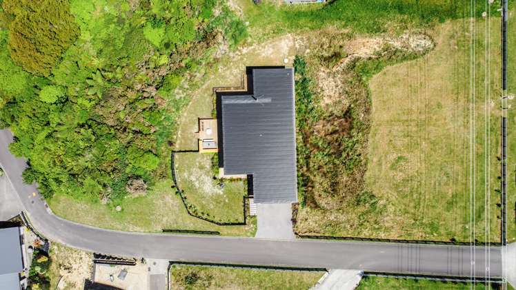 47 Percy Kinsman Crescent Riverstone Terraces_19