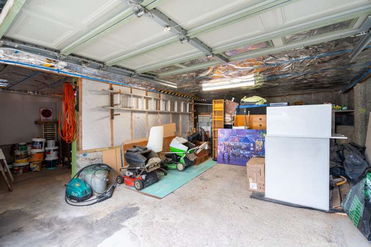 25 Gilkison Street Halfway Bush_18