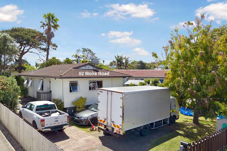 82 & 84 Moire Road Royal Heights_8