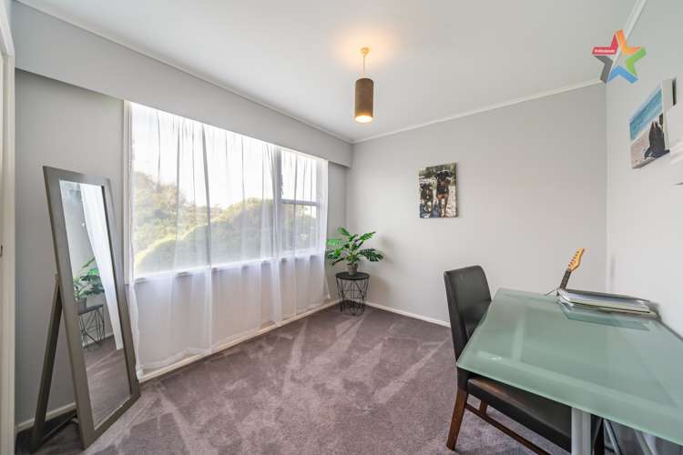 258 Dowse Drive Maungaraki_10