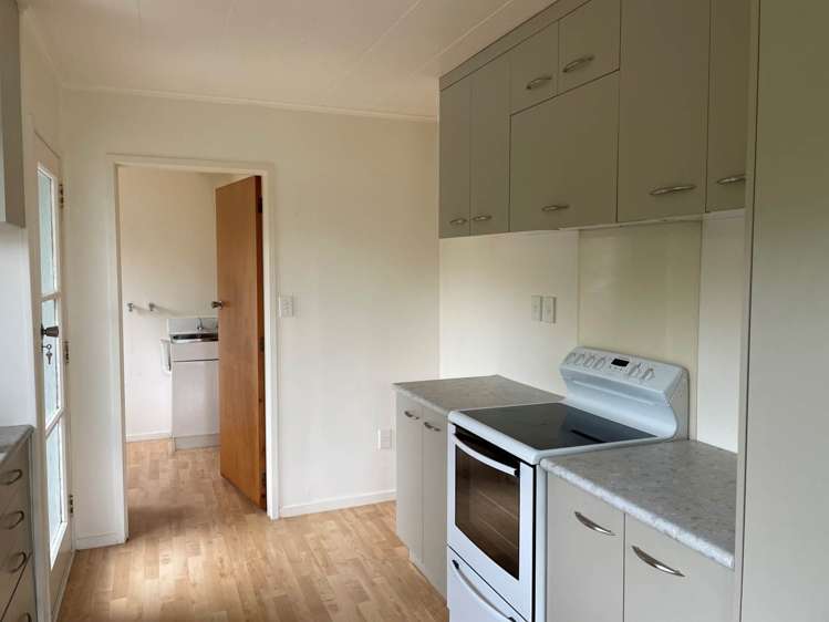 1056 Maungakaramea Road_0