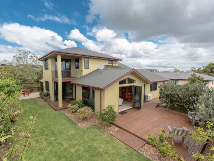 12 Moonlight Drive Rototuna North_0