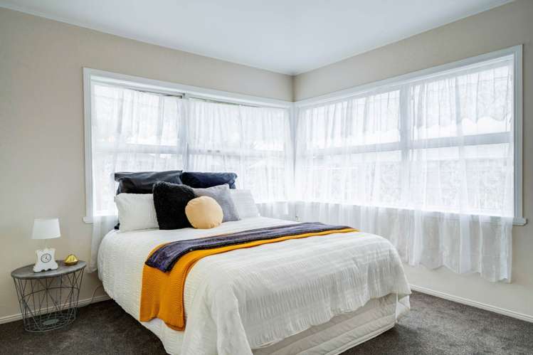 21 Idlewild Avenue Mangere_20