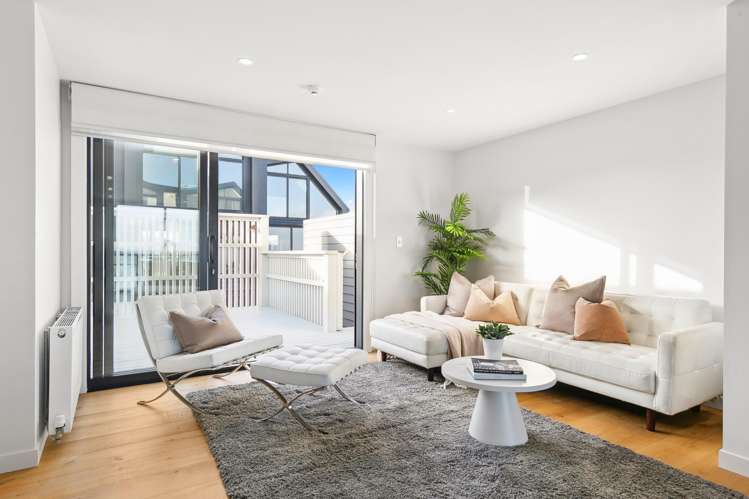 8B Lyall Parade_5
