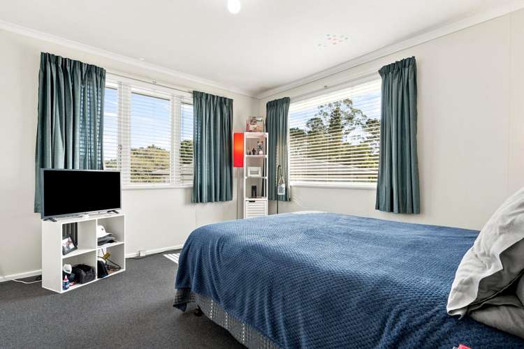 57 Chorley Avenue Massey_10