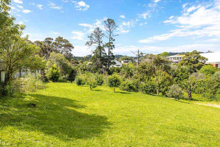 10 Putiki Road Ostend_17