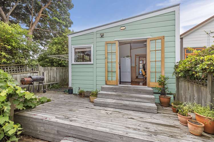 13 Herald Terrace Berhampore_13