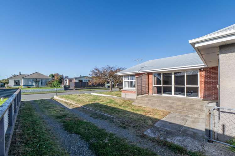 22 Adamson Crescent Glengarry_12
